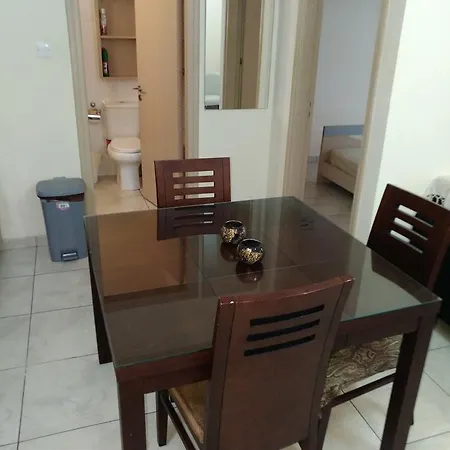 Luxury 1 Bedroom 103, City Center Lägenhet Larnaca