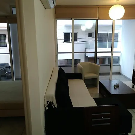 Luxury 1 Bedroom 103, City Center Lägenhet *